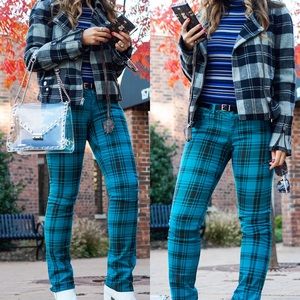 Plaid jeans / jeggings